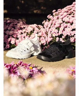 Viv' on the Run Trekky Sneakers in fabric and patent leather